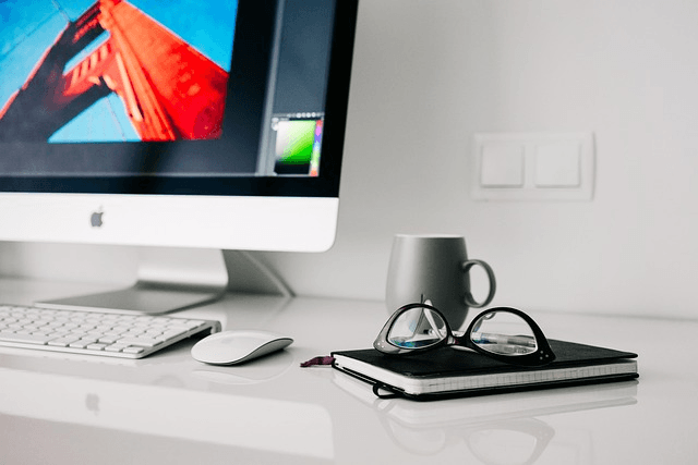Essential tech gadgets for a modern home office